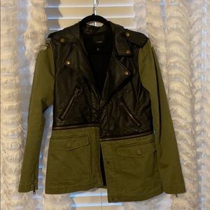 army green jacket with removable bottom